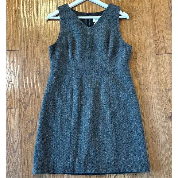 L.L. Bean Vintage 100% wool grey vneck sheath dress 8 - Picture 2 of 10